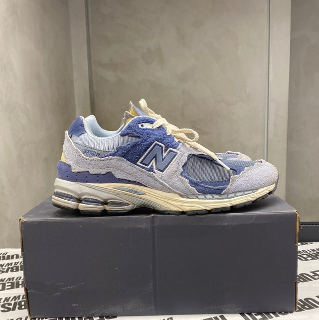 NEW BALANCE 2002R "Protection Pack - Navy" (REFURBISHED) - Dawntown